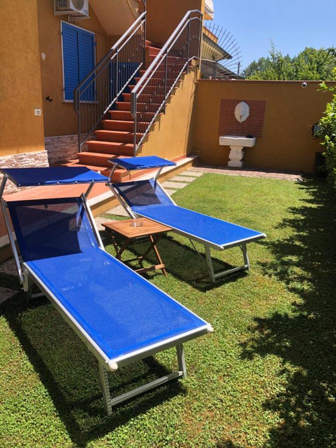 Casa Vacanze Sunflower Carrara Exterior foto